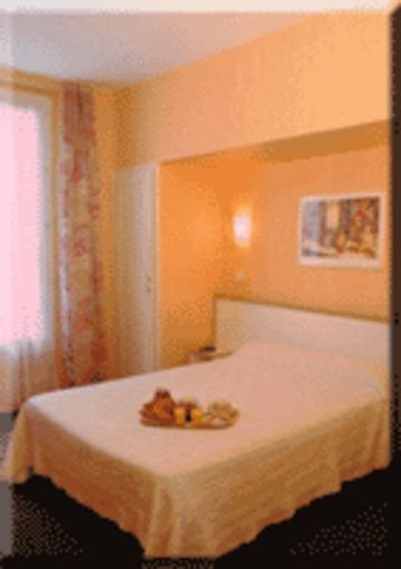 Le Mareuil Hotel Paris